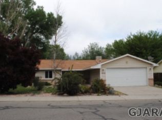 498 Mountain Vista Dr, Clifton, CO 81520