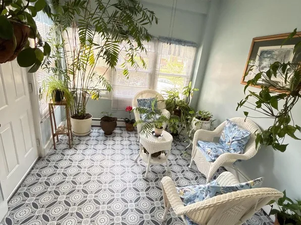 566 Geneva Ave, Philadelphia, PA 19120