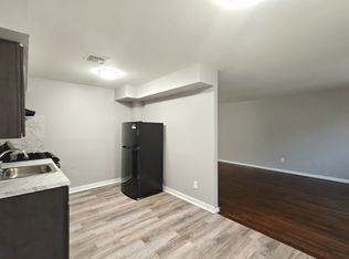 Tustin Court, Philadelphia, PA 19152