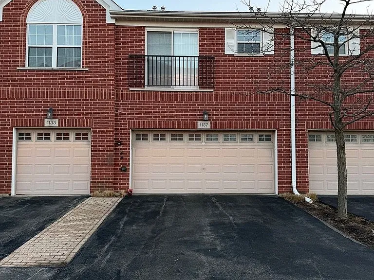 1137 Brent Rd — Photo 1