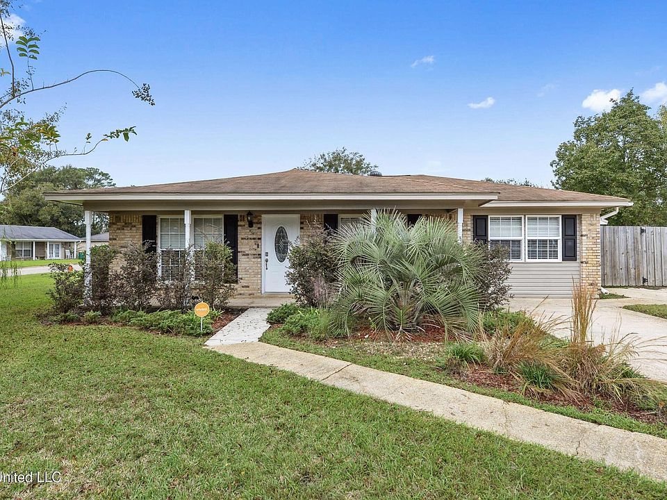 1st image of 649 Orchard Dr