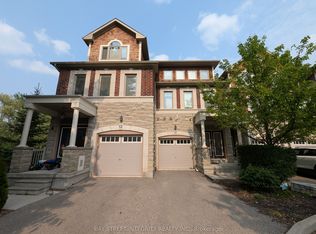 8469 Islington Ave #12, Vaughan, ON L4L 0G2