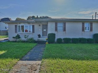 305 Front St, Jessup, PA 18434