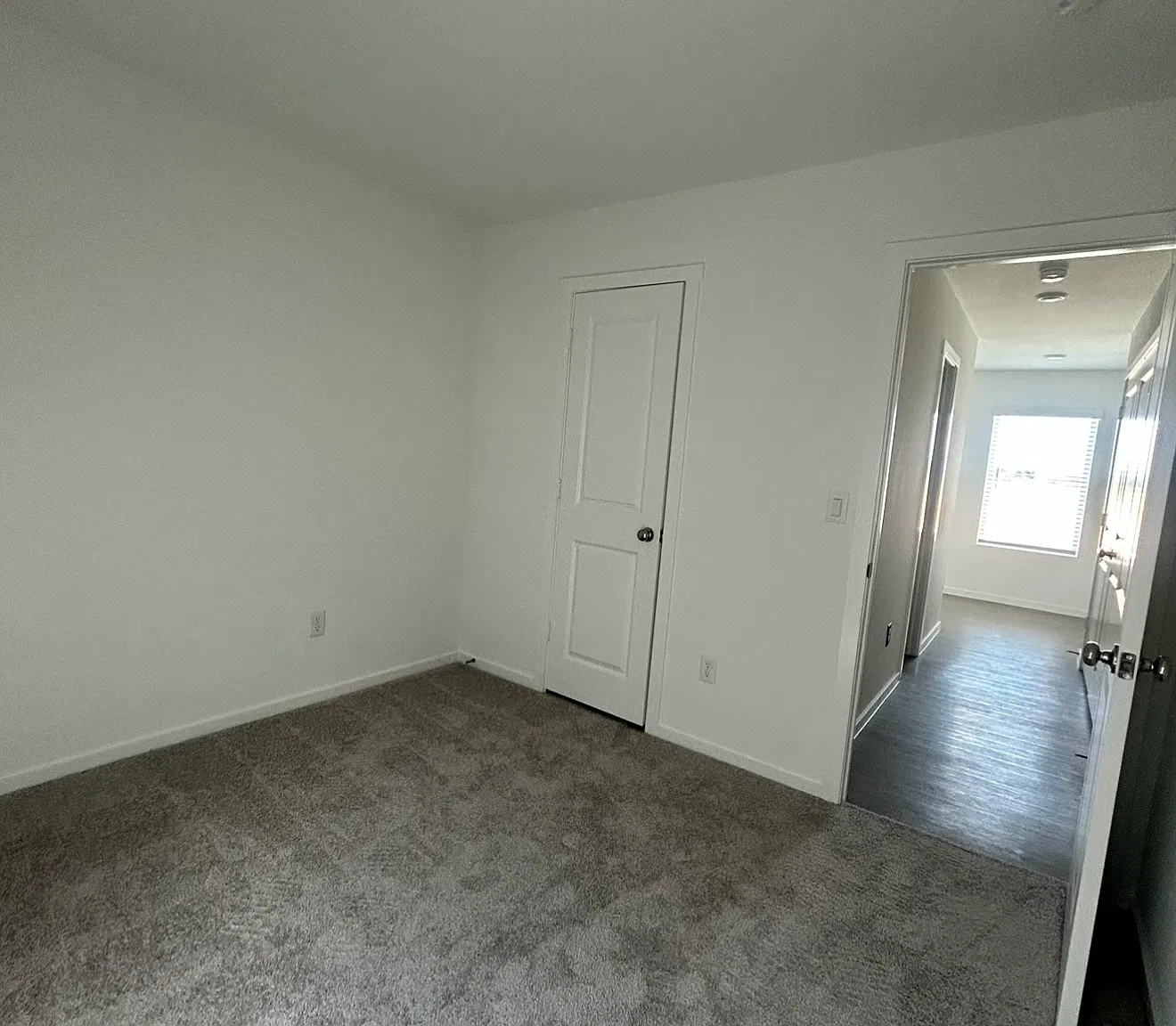 4 bed, 1600 sqft, $2,350 — Photo 4