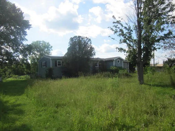 765 N Canal Rd, Eaton Rapids, MI 48827