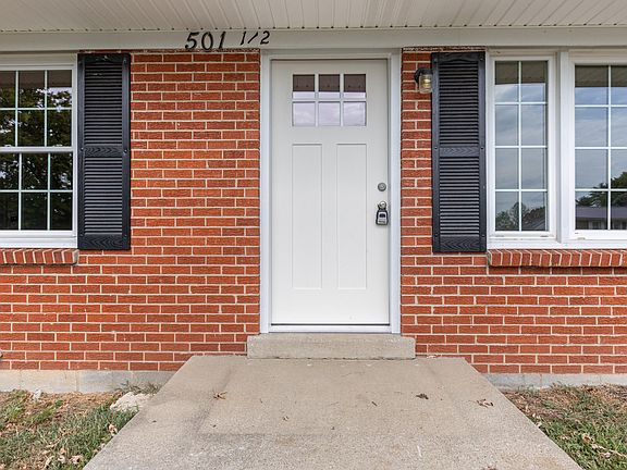 2nd image of 501 1/2 Barberry Ln