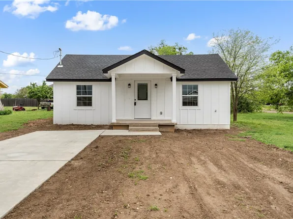 403 Garfield St, Mc Gregor, TX 76657