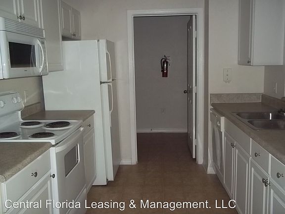 3rd image of 5010 Hemingway Cir #5010