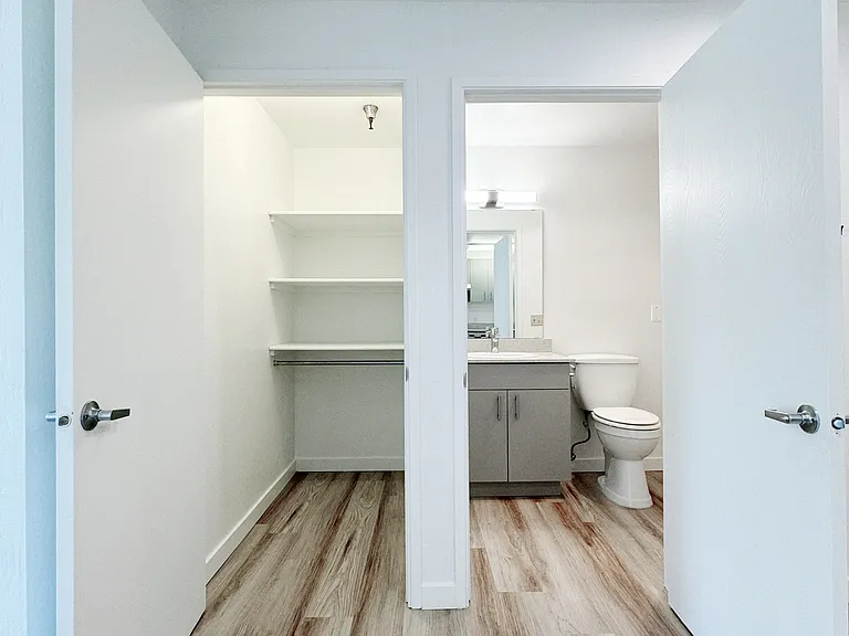 Unit 428 - Top Floor