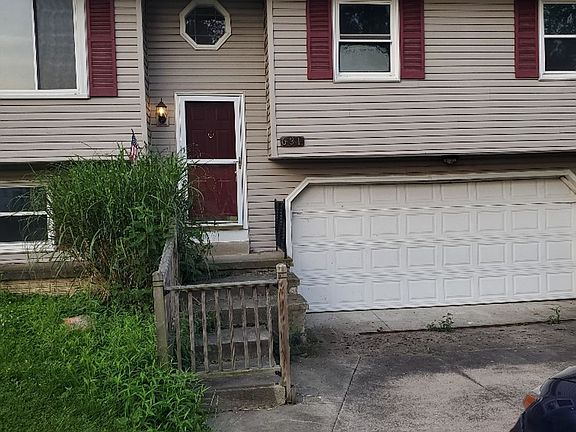 3rd image of 631 Bowling Green Cir
