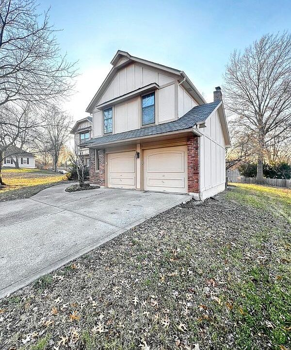 1st image of 3504 NW Blue Jacket Dr