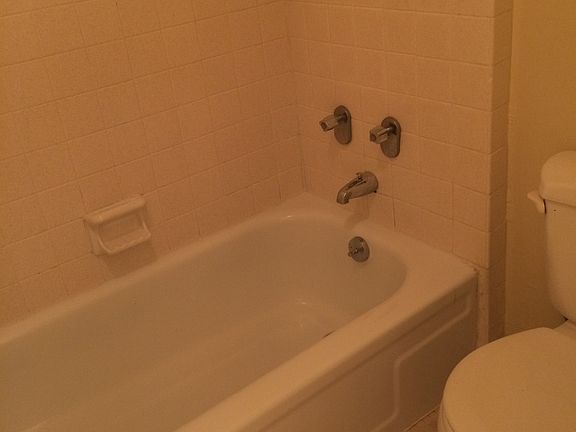 5th image of 925 Cleveland St Unit 204