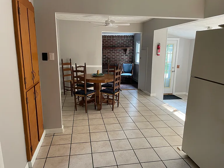 22252 Lincoln Cir — Photo 14