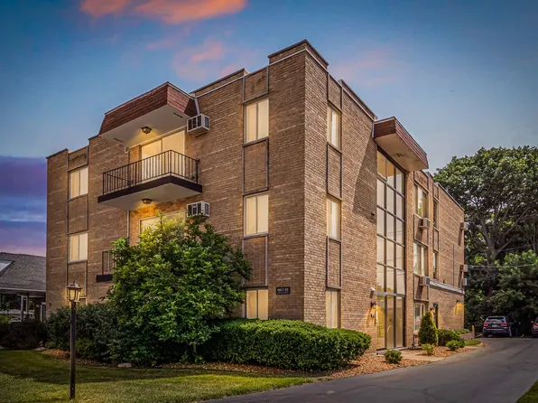 9819 S Cicero Ave #6, Oak Lawn, IL 60453