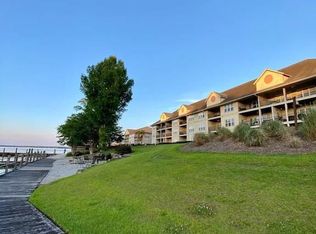 427 Ballard Ln, Santee, SC 29142