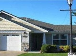 11 S Place Way, Lebanon, OR 97355