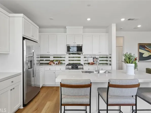 209 Yerba, Irvine, CA 92618