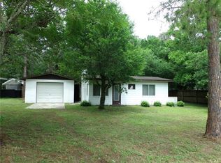 10052 Lake Dr, New Port Richey, FL 34654