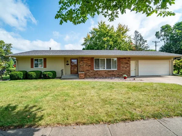 3011 Eisenhower Street, Eau Claire, WI 54701