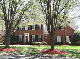 10709 Megwood Dr, Charlotte, NC 28277