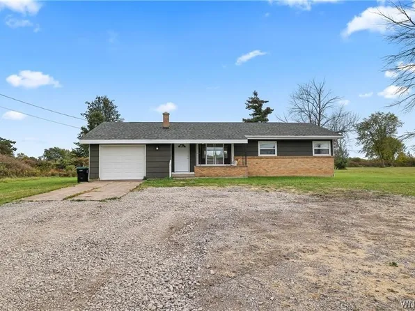 2394 Bedell Rd, Grand Island, NY 14072