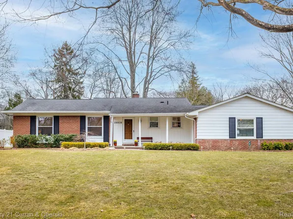 28838 Aranel St, Farmington Hills, MI 48334