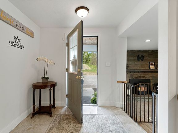 5th image of 423 Glenmary Dr #6A