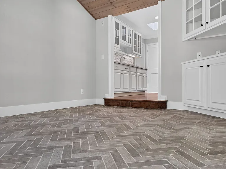 1912 Hannibal Dr — Photo 21