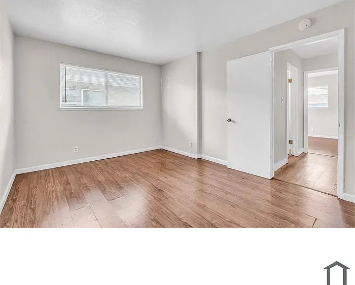 128 Catron Dr #D — Photo 8