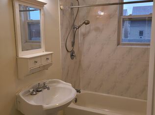 604 E 23rd St FLOOR 2, Paterson, NJ 07514
