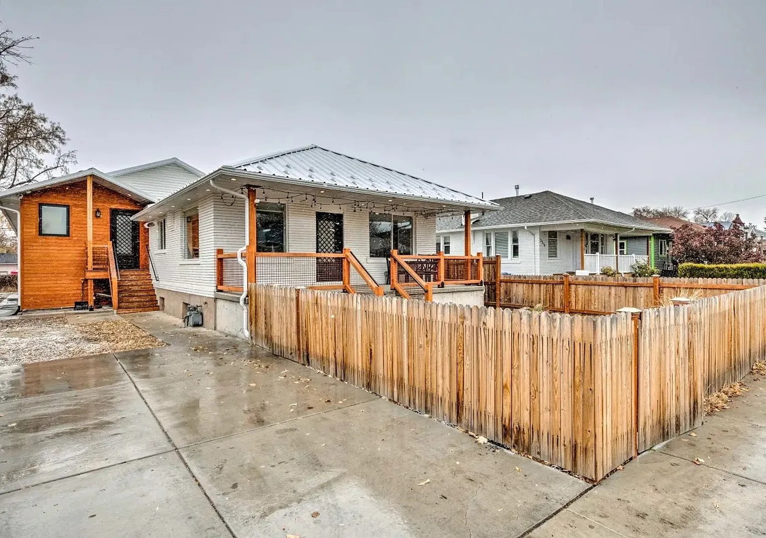 Renovated 2BR/2BA Home | 1,600 Sq Ft — Photo 2
