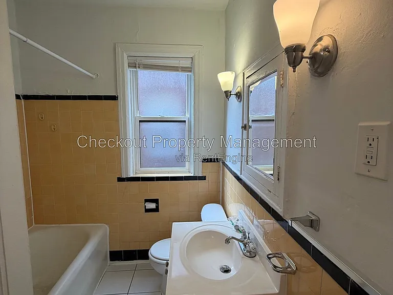 7338 Forsyth Blvd #206 — Photo 13