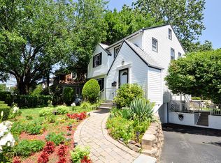 452 Mile Square Rd, Yonkers, NY 10701