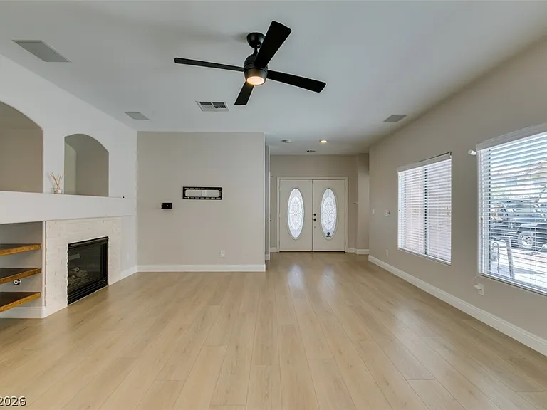 8909 Houston Ridge Ave — Photo 9