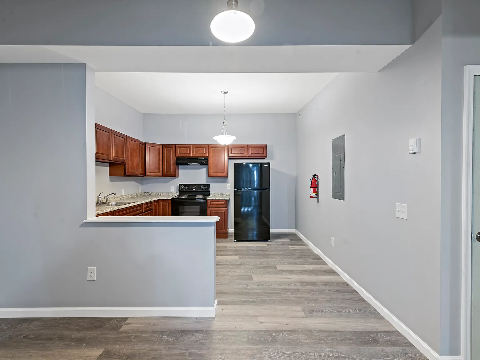 1112 Butler St — Photo 4
