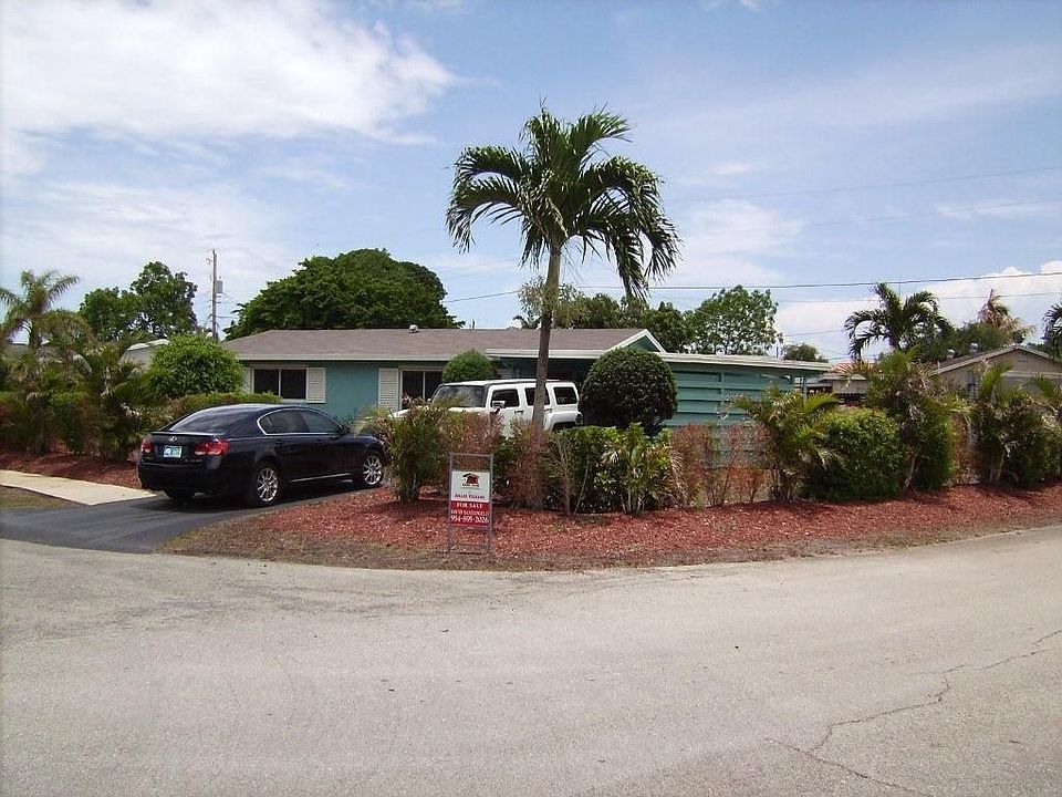 2nd image of 1058 Coral Dr
