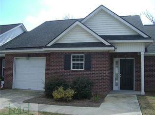 3 Villas Of Garrard Dr, Savannah, GA 31405