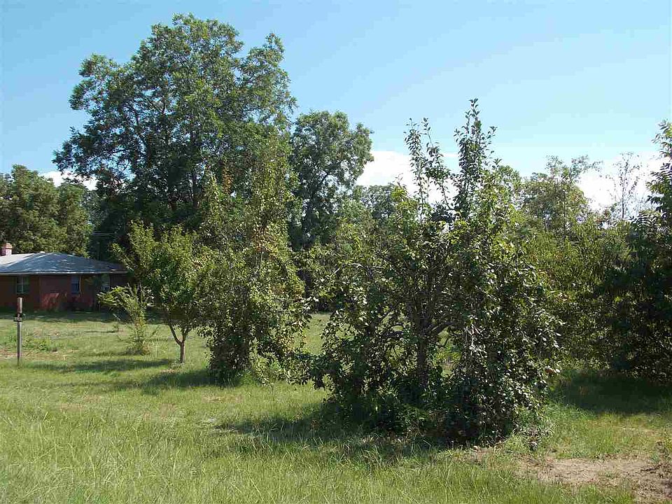 2nd image of 807 County Road 135