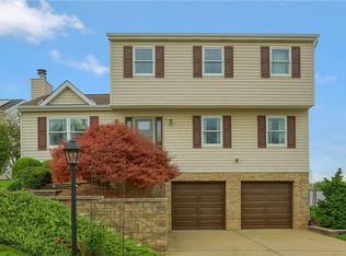 62 Rodgers Dr, Coraopolis, PA