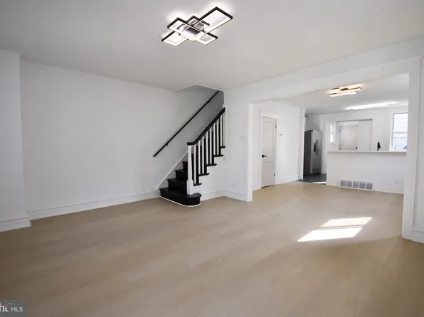 247 Heather Rd, Upper Darby, PA 19082