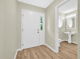 640 Courthouse Cir, Lititz, PA 17543