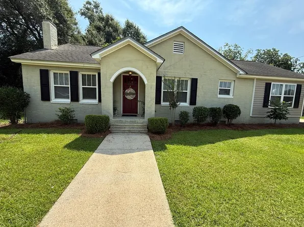 203 Mitchell St, Headland, AL 36345