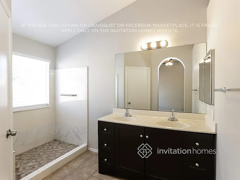 2110 N Ithica St — Photo 13