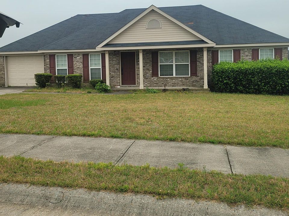 1st image of 3826 Oxford Dr