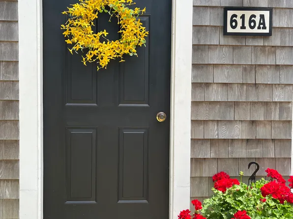 616A Huckins Neck Rd, Centerville, MA 02632