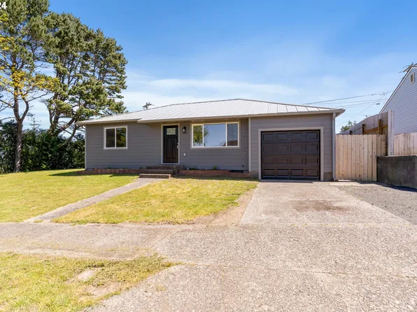 2023 Johnson St, North Bend, OR 97459