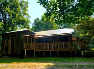 411 Giles Ln S, Williamsport, PA 17702