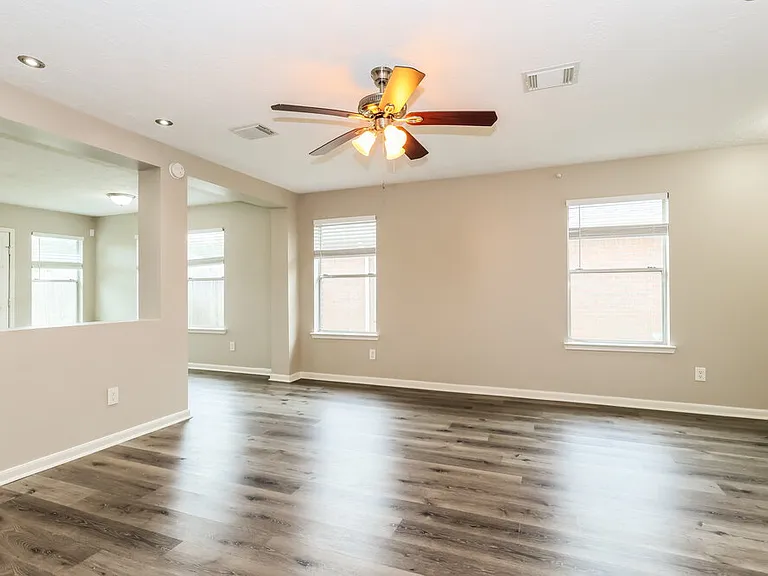10247 Country Squire Blvd #1 — Photo 3