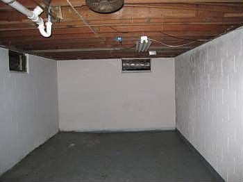 2nd image of 1575 Lancaster Ave