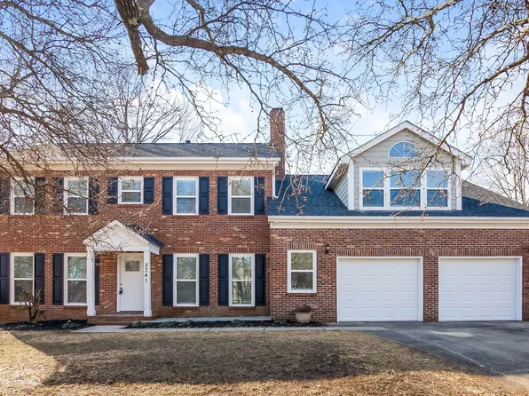 2341 Castlecomer Dr, Charlotte, NC 28262